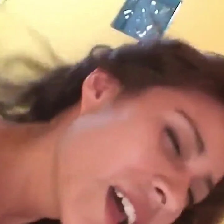 Latin amatör pamela sikiş ve yüze boşalma