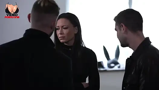 Beni Tüm Deliklerden Iki Kez Götür, Emir Bu!