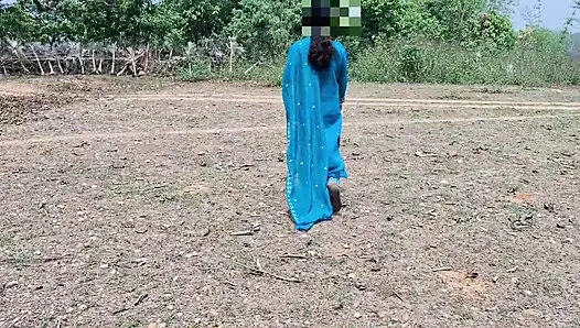 Hintli çift seks kocası karısını sikiyor