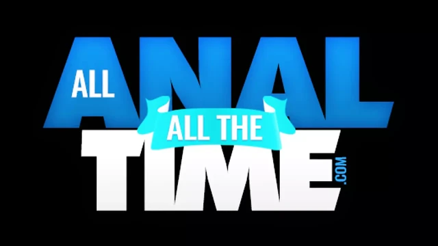 Remy lacroix, tüm anallar için sıcak bir anal üçlü için hazır!