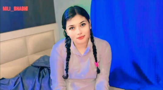 Hintli güzel liseli kız erkek arkadaşı xxxx mms ile birlikte, Hintli köylü kız sıkı amcık sikişi Hintçe ses