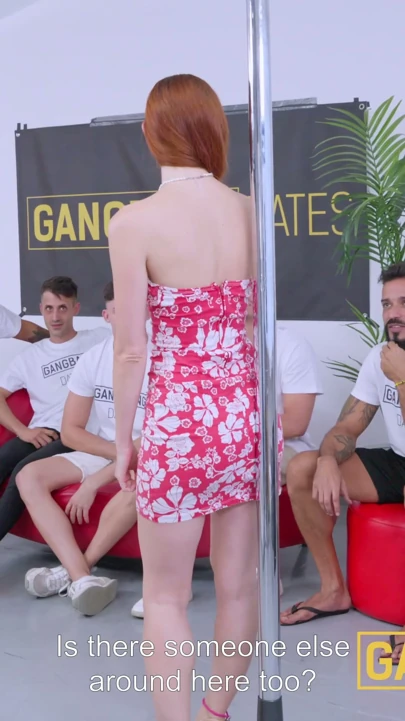 Lina Arian Joy Yedi Erkekle Hava Geçirmez Gangbang Yapıyor | Bölüm 1