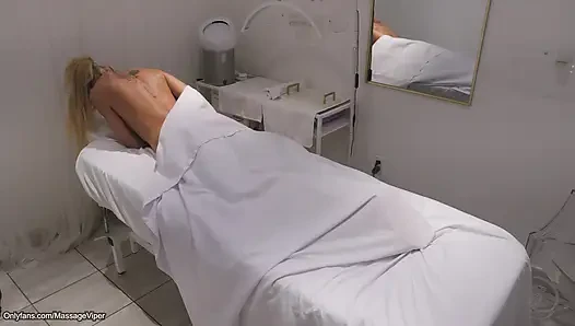 Fitness Model Massage Client Returns for Another Session