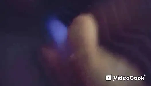 Gece geç saatlerde vibratör oyunu!!