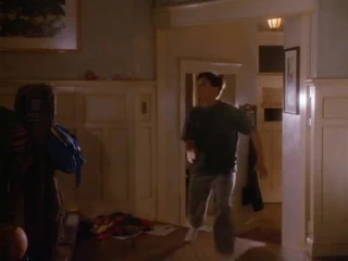 Beşli Neve Campbell Partisi (seksi komik)