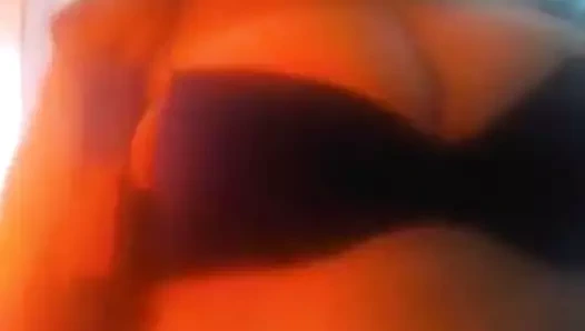 Büyükannem kız arkadaşım benim için video çekiyor