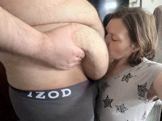 Dick diving into a 440lb man's fat pad to suck his buried cock