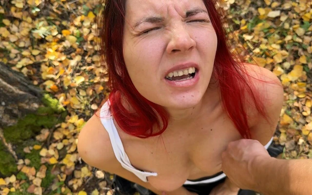 Ormanda yalnız ve korkmuş halde