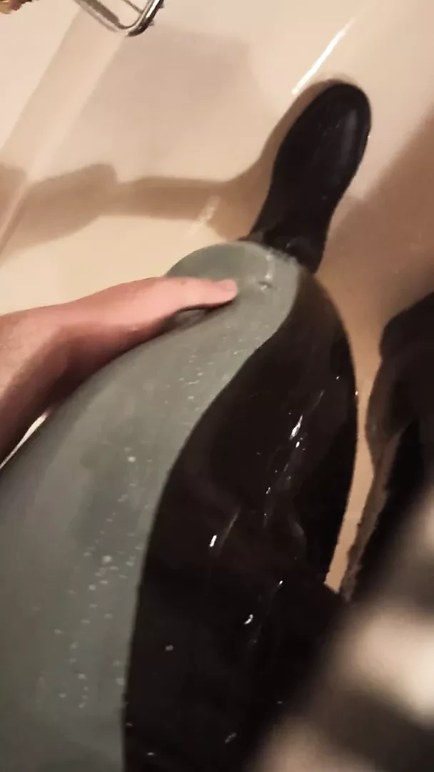 Lateks pantolonlu eğlence