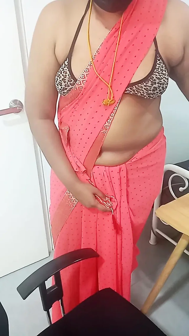 Amma pembe sari fantezi rol oyunu