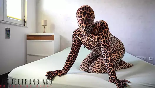 Leo zentai catsuit bodysuit kostümlü balon götlü seks göte boşalma - projectfundiary