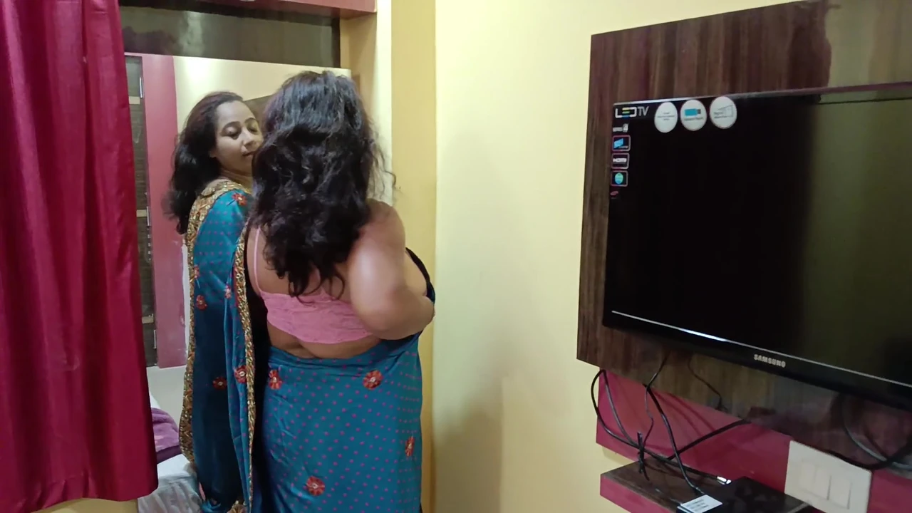 भारतीय सौतेली मम्मी ने अपने बेटे के साथ चोदा