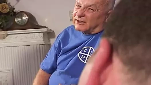 Aldatılan koca mükemmel karısının sikilmesini izledi