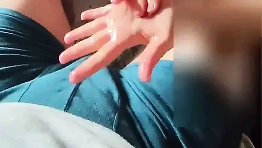 En iyi arkadaşım gitmek istiyor