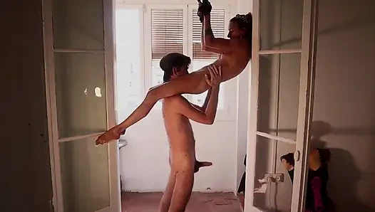 Bekle. Biraz akrobasi sever misin?