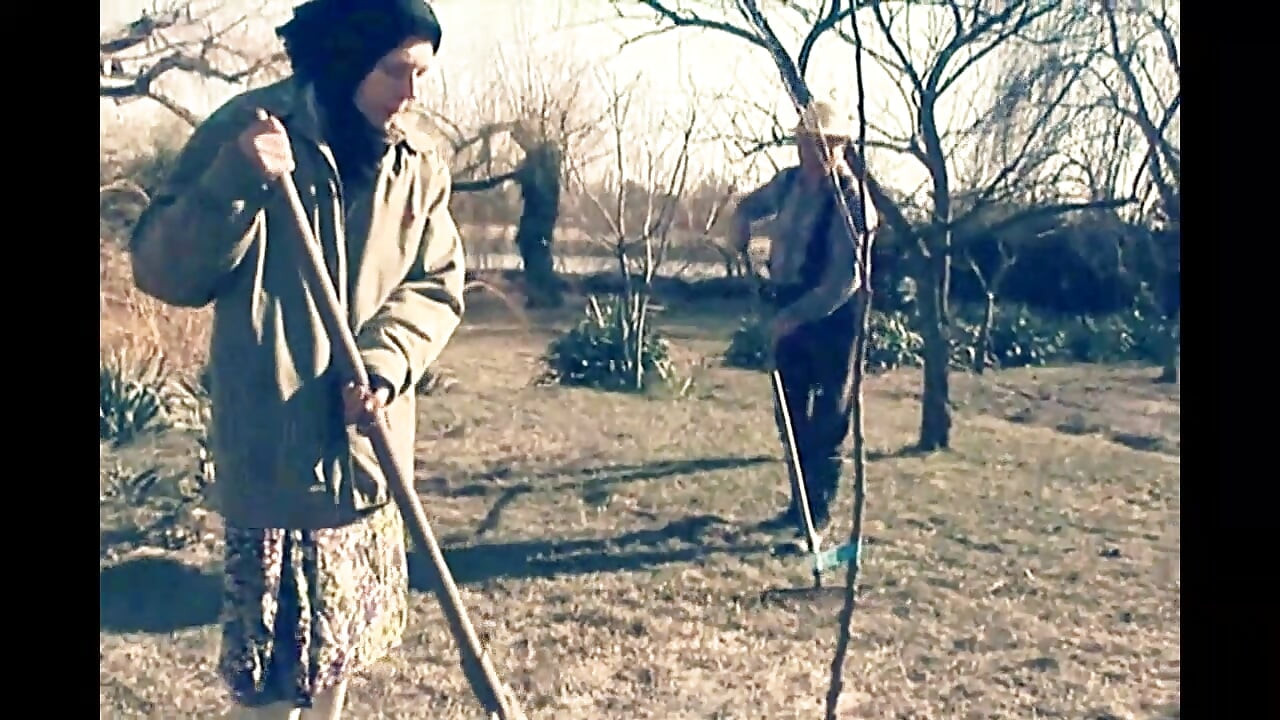 Old Man Couple with Farm Fuck and Cumshot on Hairy Pussy