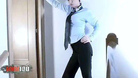 Samantha Cruse: latin kıyafetlerini çıkarıyor