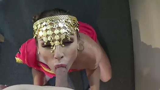 Alman milf doğum günü için afghan erkek arkadaşını şaşırttı