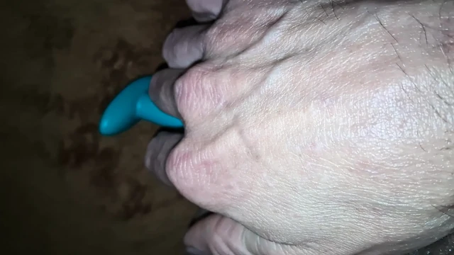 Yeni anal oyuncak