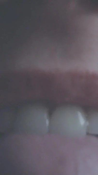 Волнующий момент из "Чувственный минет крупным планом от подруги в любительском видео"