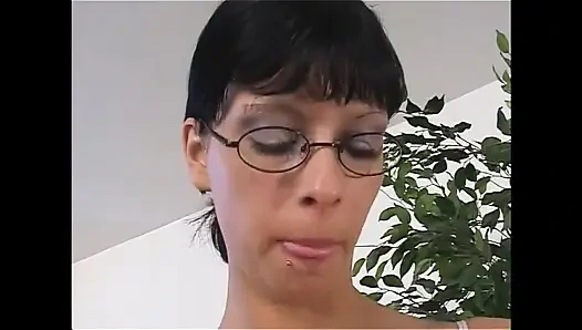 Sıkı amcıklar için yakın çizgi