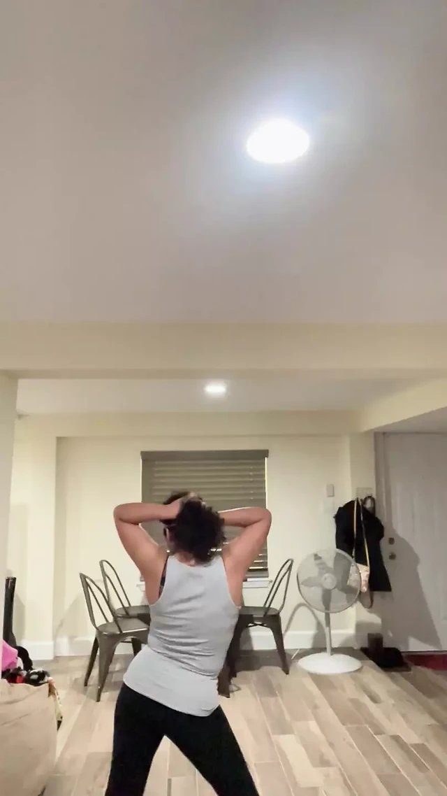 Dans ediyorum çok havalıyım