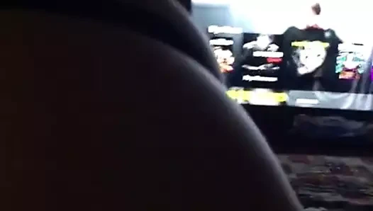 Dilini oyuncak gibi kullanmak.