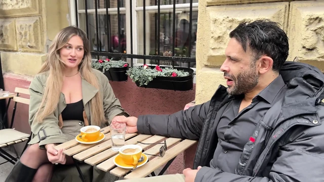 Eş değiştiren bir çiftle anal ve ilk çift penetrasyon