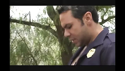 Natasha Dolling Cum Banyosundan Hoşlanıyor