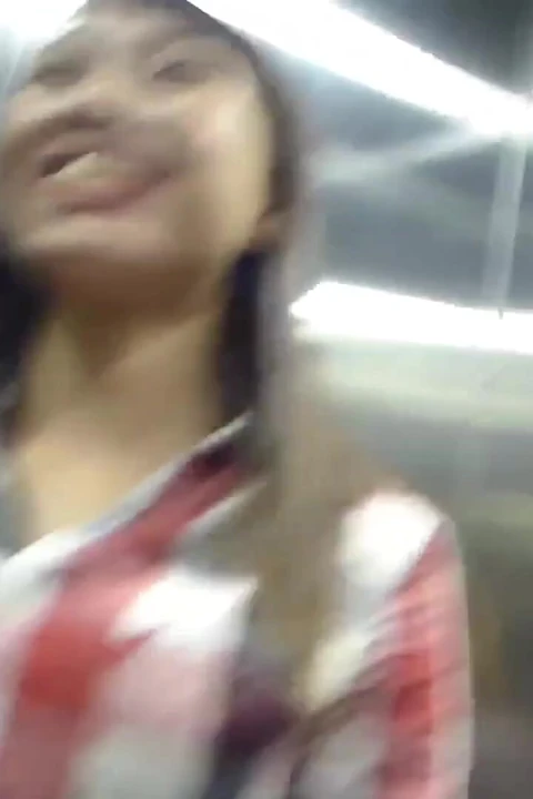 Asiansexdiary azgın Asyalı sikilmeyi seviyor