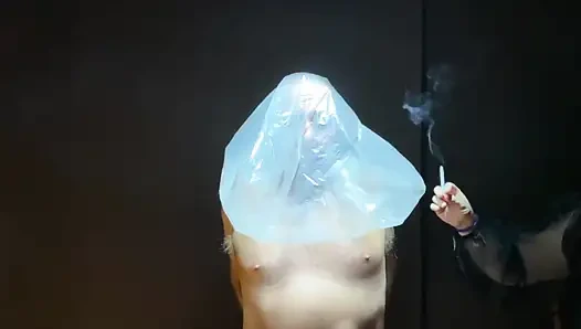 Dominatrix sahibe April - meditasyon sigara içme