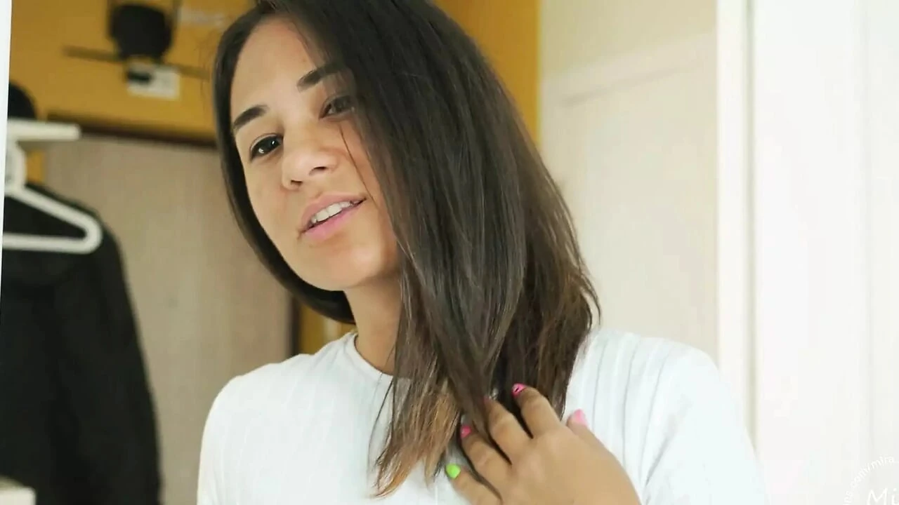 सौतेला भाई मेरी गांड चोदता है