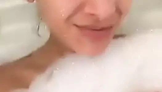 Çok seksi, ismine ihtiyacım var