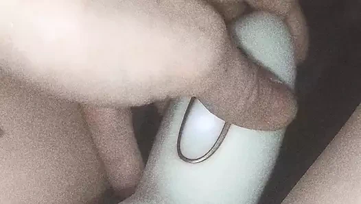 Tombul, şişmiş labia ve fışkırtmalı amcık ihtiyacınız 😉 olan tek şey mi?