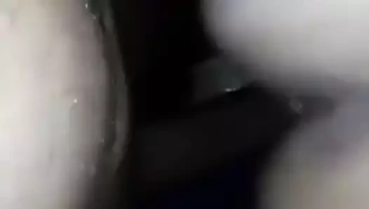 Götünü yırtıyor!