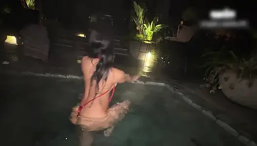 Fucking petite colombian in the pool!