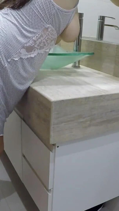 Büyük götlü ateşli bir kızı arkadan sikiyor derleme juliehot33 | Klip 1