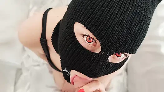 Oral seks yutma aşırı yükleme - ağzına boşalma ve açgözlü yutma