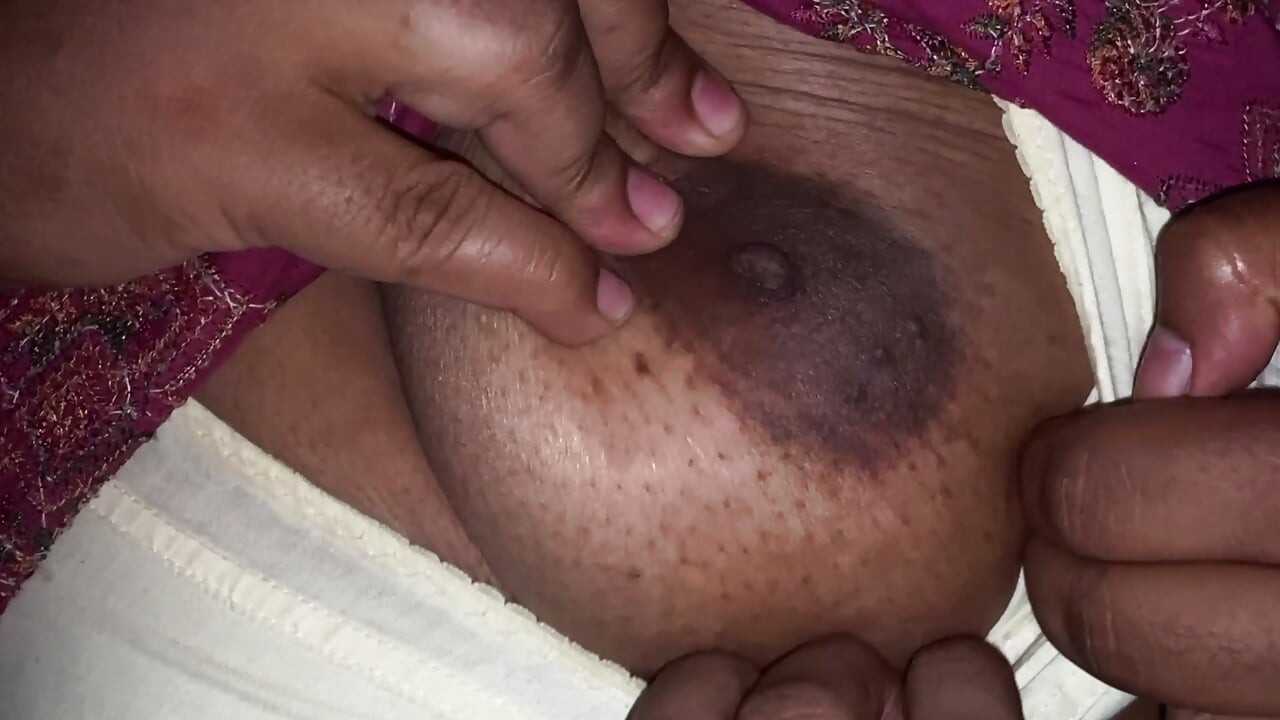 Seksi güzel Unty'i erkek arkadaşımın evinde sikiyorum