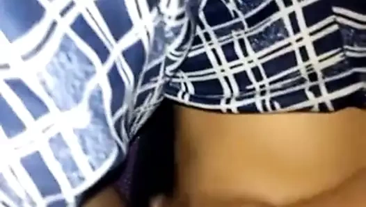 Saali ki nind me chudai