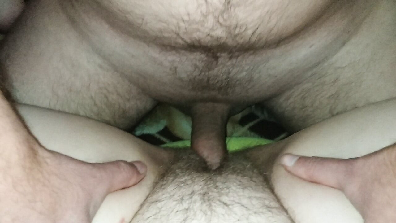 Lanet komşunun busty karısı ıslak traş kedi sert