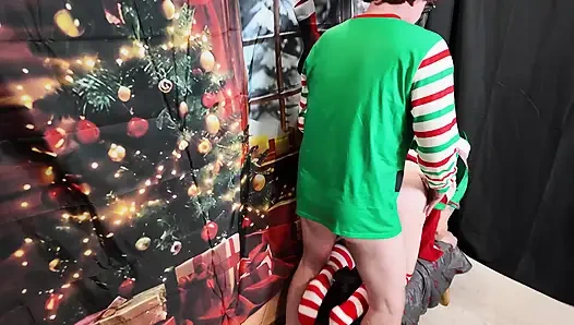 4. gün - seks oyuncağı rafında yaramaz elfler