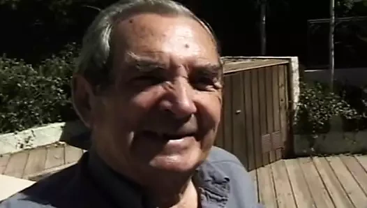 Koca, swinger karısını paylaşıyor