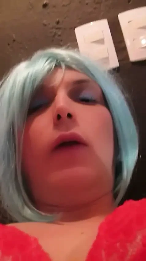 hot sissy shows on cam