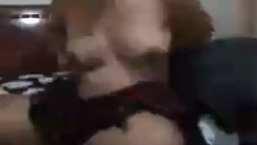 Sıcak Filipinli milf marites cam seks skype-full yapıyor