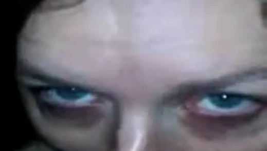 Başkan adayı seviniyor. bbc