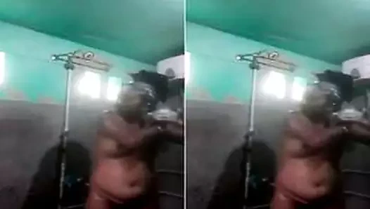 Özel- seksi kolkata kız tumpa banyo bölümü ...