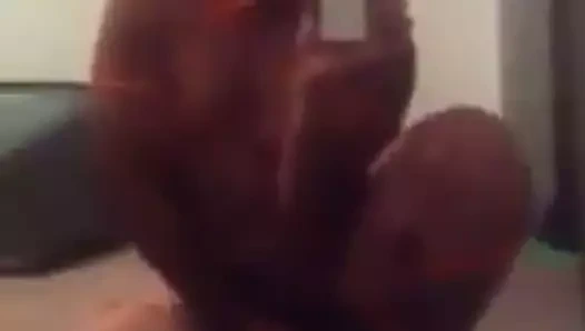 Oğlan sürtük istiyor horoz