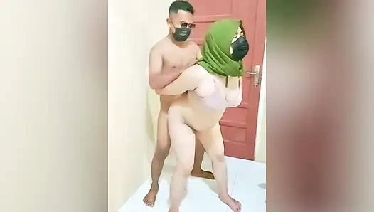 Abonem dul öğretmenimi sikiyor