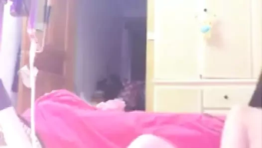 Tanrıça tek başına mastürbasyon yapar ve seni izletir